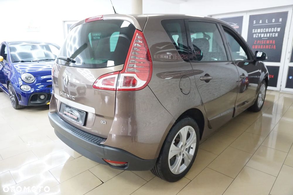 Renault Scenic dCi 110 Expression - 9