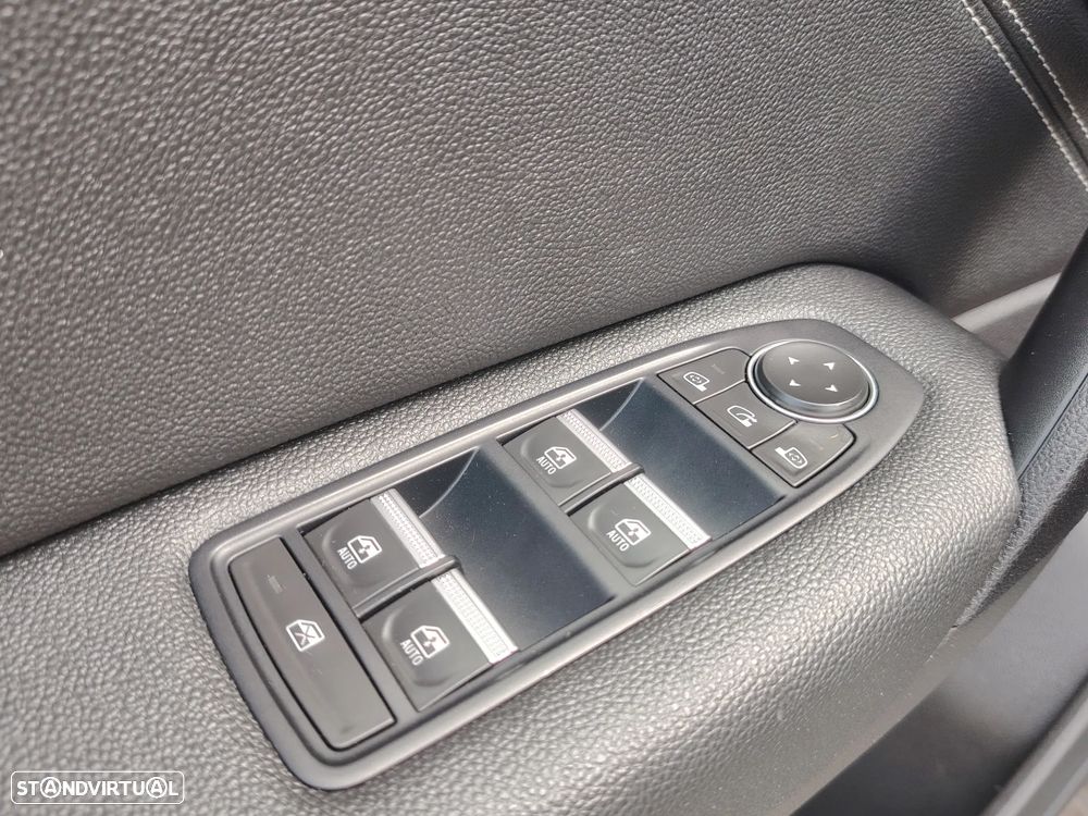 Renault Captur 1.6 E-Tech Full Hybrid Techno — fotografia 7