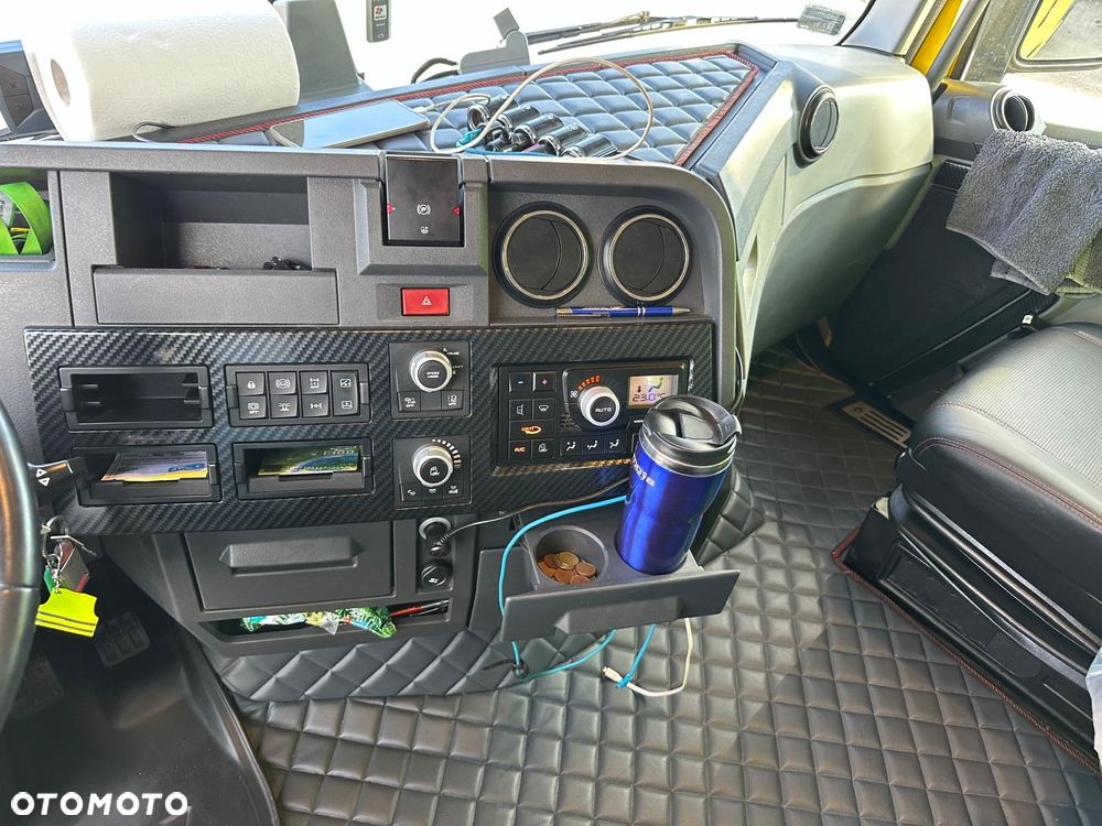 Renault T440 Highcab 13litrow - 10