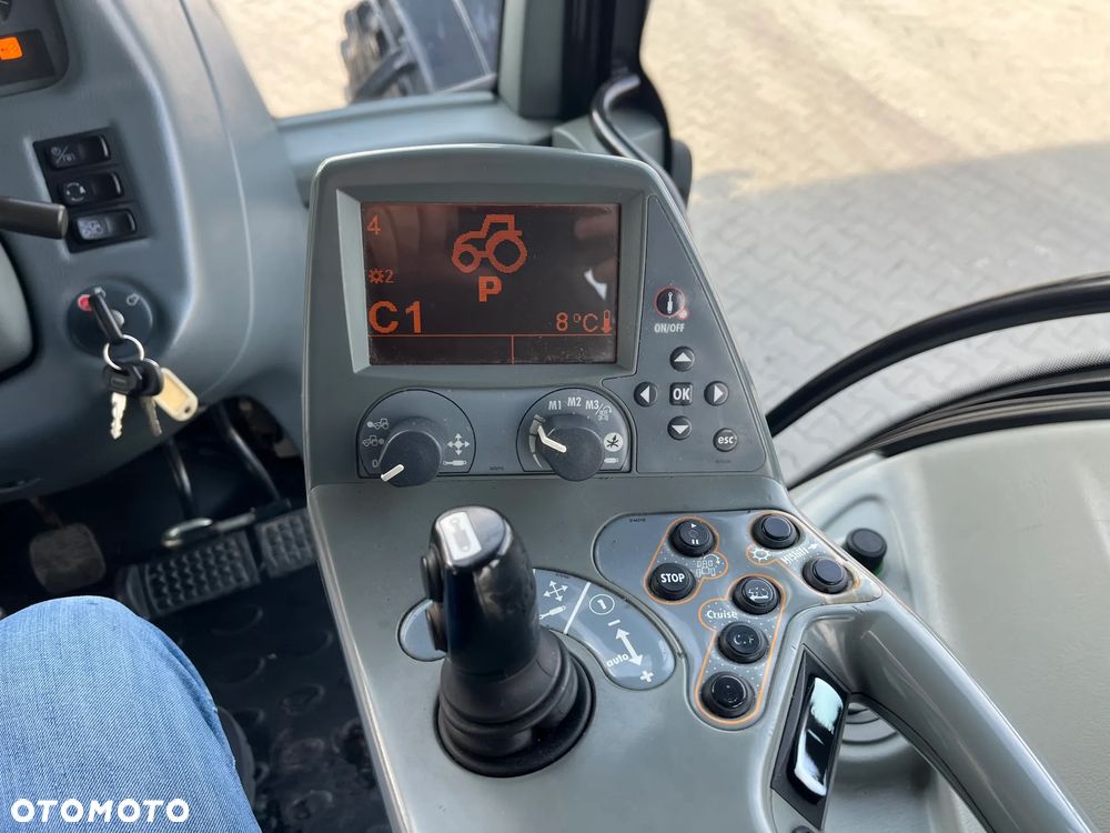 Valtra T132 - 16