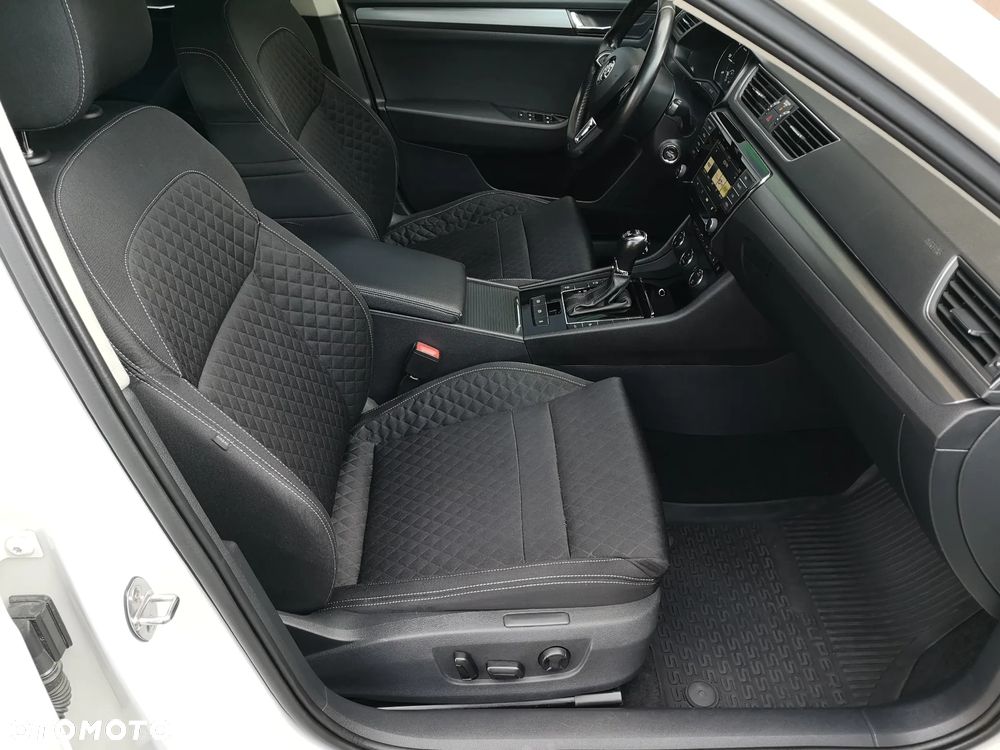 Skoda Superb 2.0 TDI 4x4 Style DSG - 21