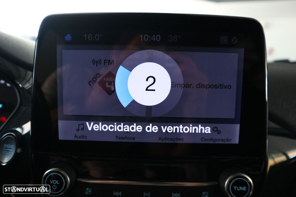 Ford Fiesta 1.0 EcoBoost ST-Line - 27