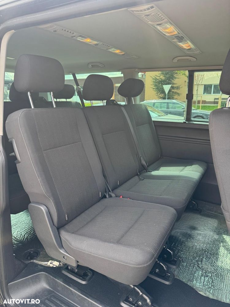 Volkswagen Caravelle - 6