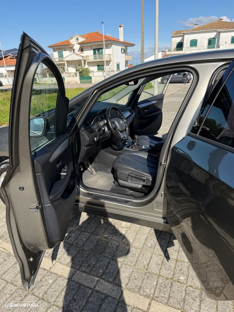 BMW 216 Gran Tourer d Luxury Line - 6