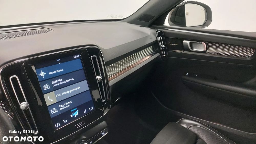Volvo XC 40 D3 SCR R-Design - 18