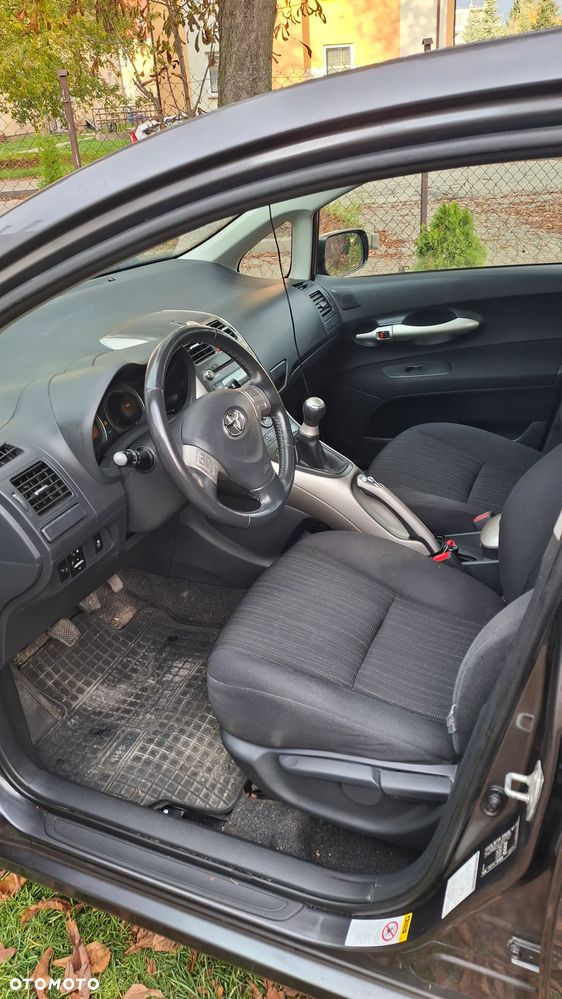 Toyota Auris 1.6 VVT-i Sol - 8
