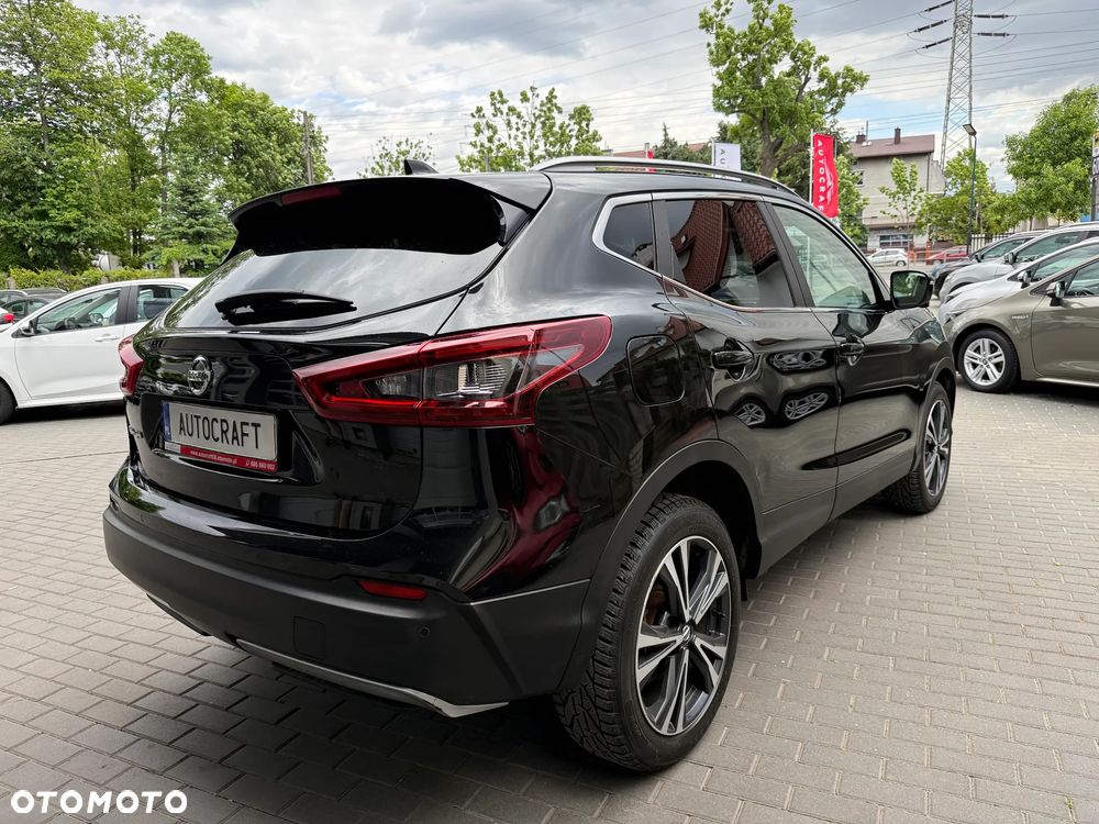 Nissan Qashqai 1.3 DIG-T N-Connecta DCT - 36