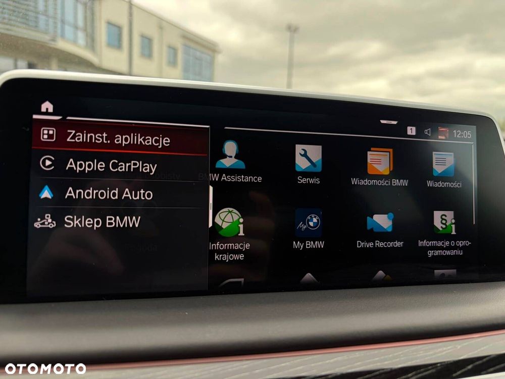 BMW Seria 7 750i xDrive sport - 23