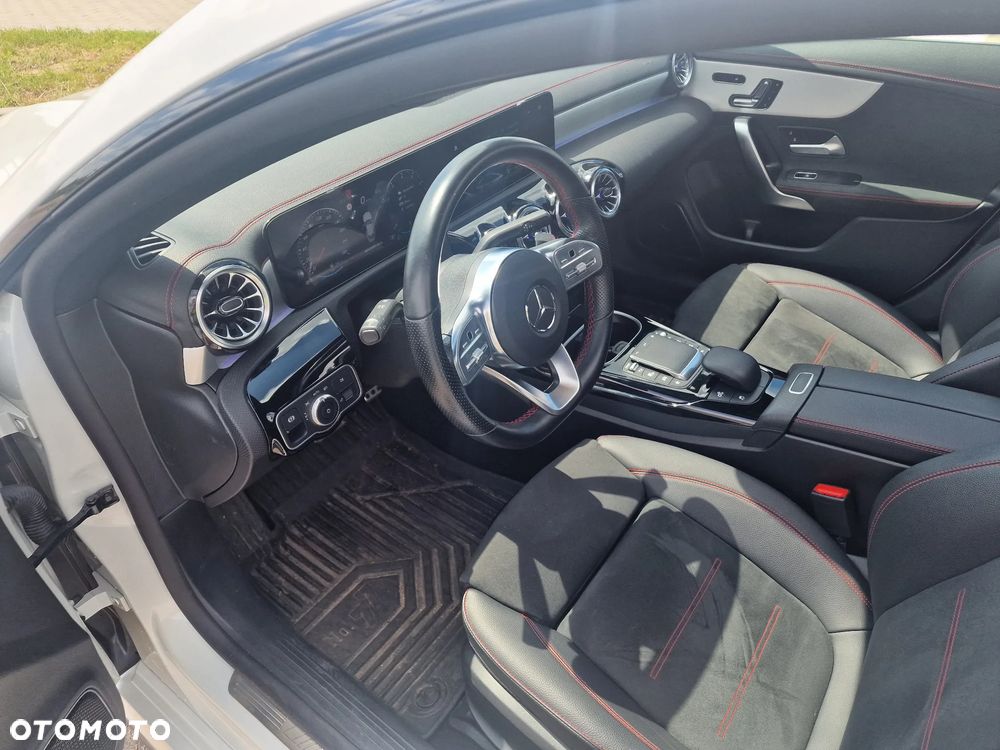 Mercedes-Benz CLA AMG 35 4Matic AMG Speedshift 8G-DCT AMG Line Advanced Plus - 25