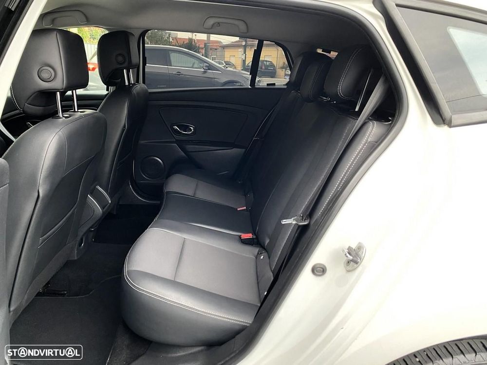 Renault Mégane Sport Tourer 1.5 dCi Dynamique S SS - 28