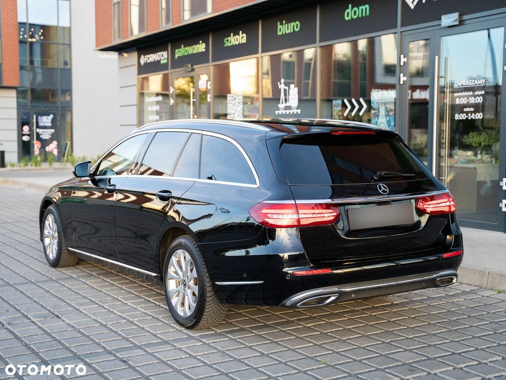 Mercedes-Benz Klasa E 220 d 9G-TRONIC - 18