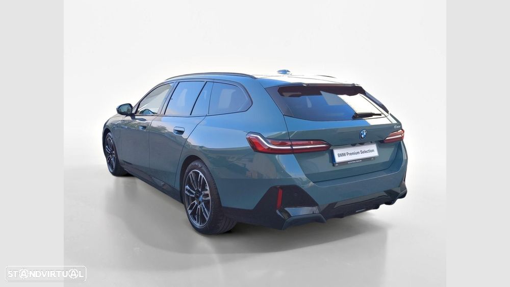 BMW 530 e Pack Desportivo M - 8