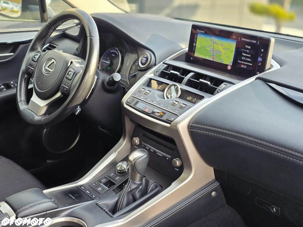 Lexus NX 300h Elegance AWD - 23