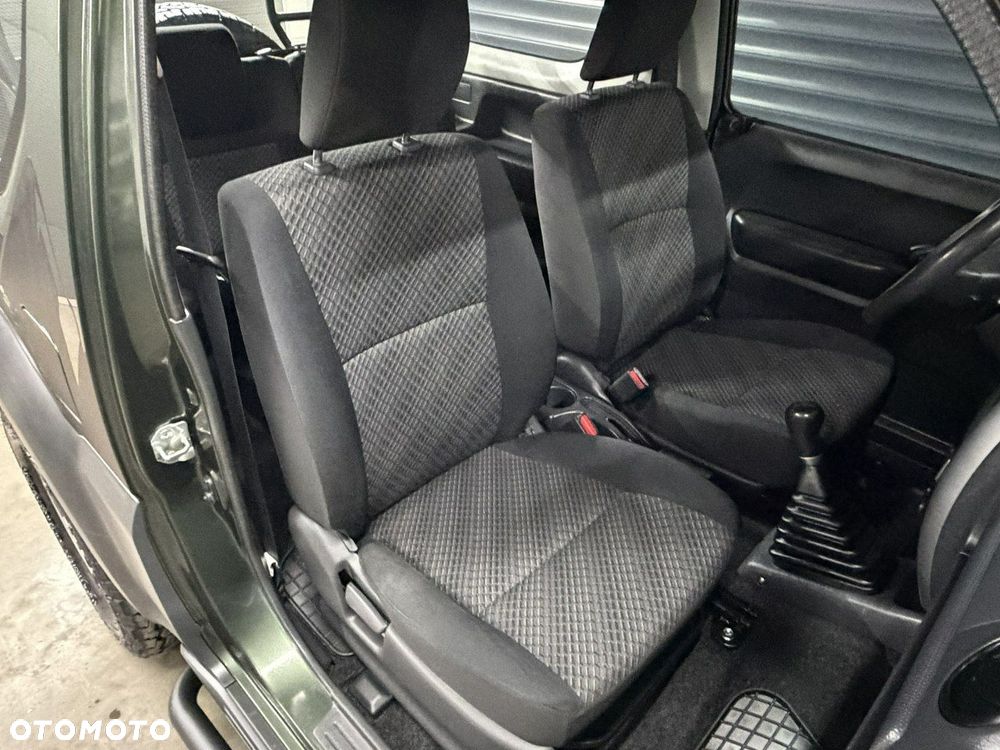 Suzuki Jimny - 22