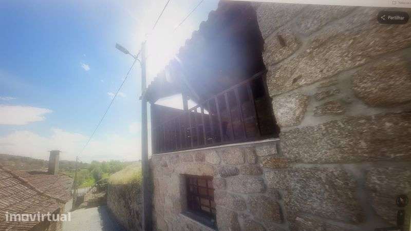 Casa em granito  serra estrela - Grande imagem: 3/4