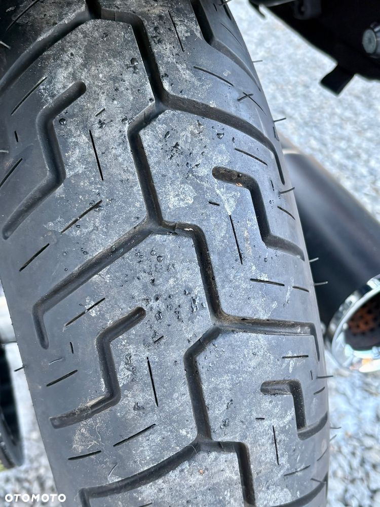 Harley-Davidson Softail Street Bob - 12