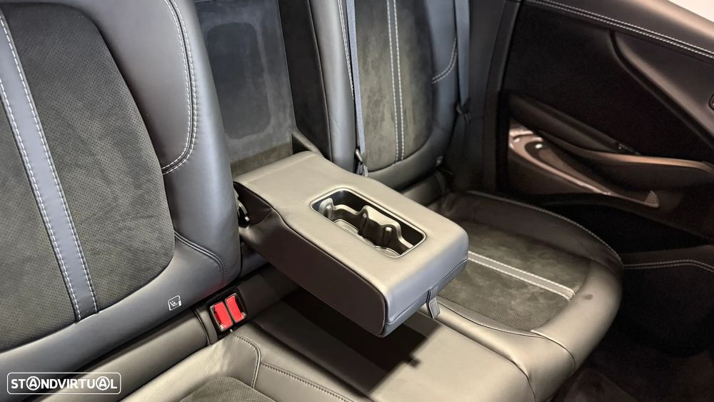 Aston Martin DBX 707 - 40