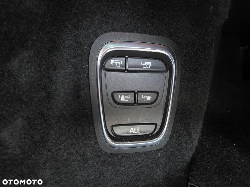 Renault Grand Scenic - 14