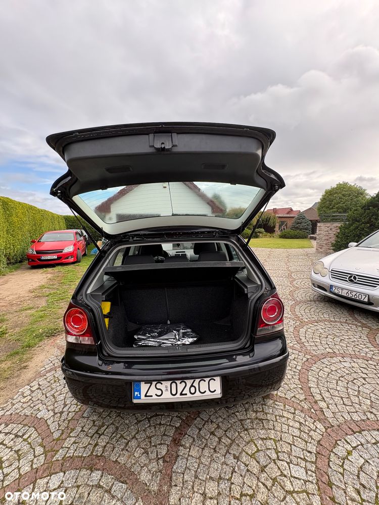 Volkswagen Polo - 13