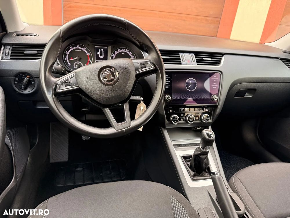 Skoda Octavia - 12