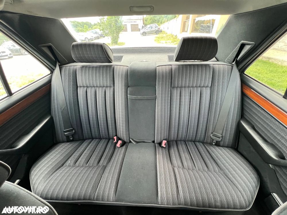 Mercedes-Benz E - 15