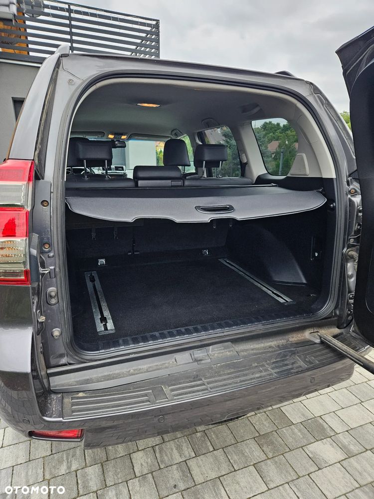 Toyota Land Cruiser LC 2.8 D-4D Invincible - 13