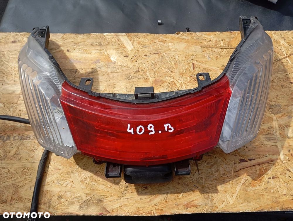 Lampa tył 5RU-84710-00-00 Yamaha Majesty 400 2005- - 1