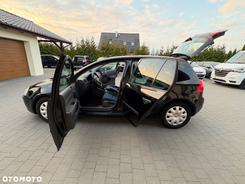 Volkswagen Golf - 15