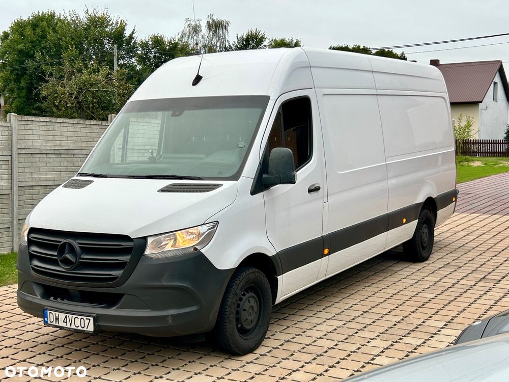 Mercedes-Benz Sprinter - 14