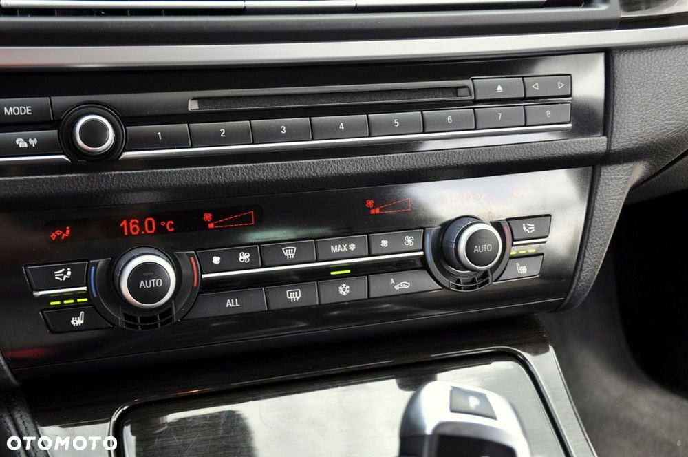 BMW Seria 5 - 34