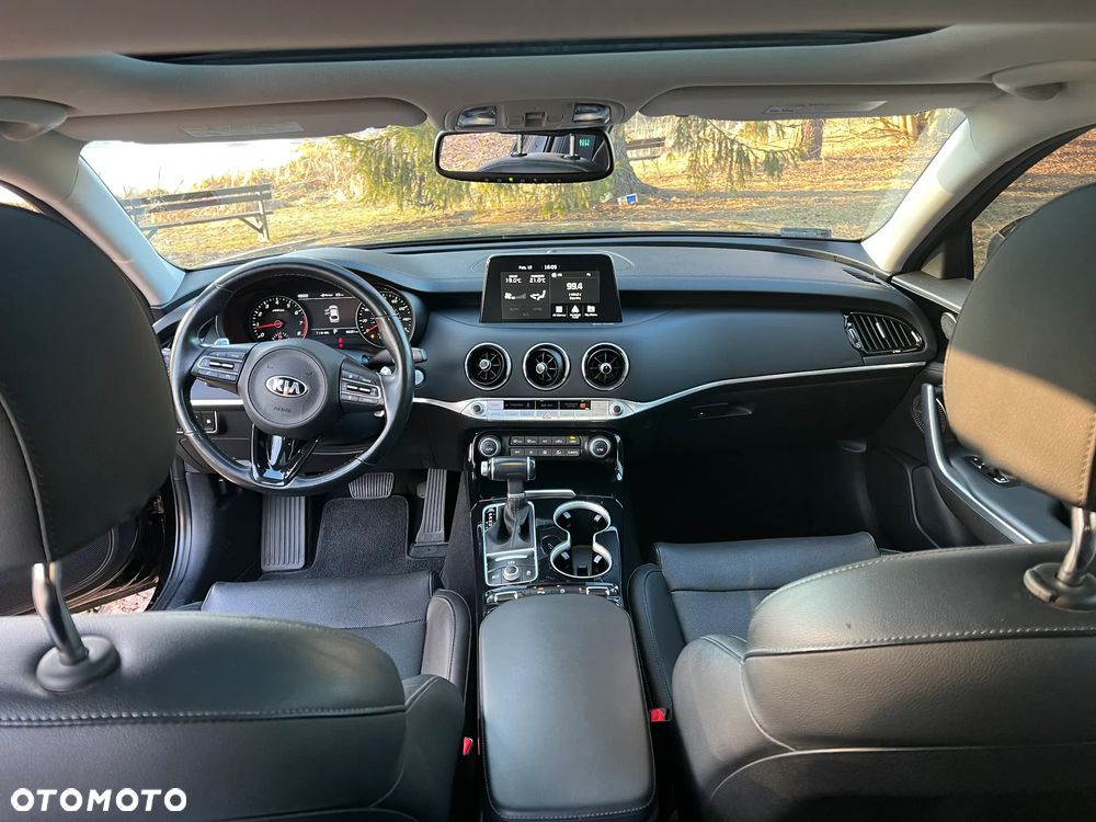 Kia Stinger 2.0 T-GDI L - 13