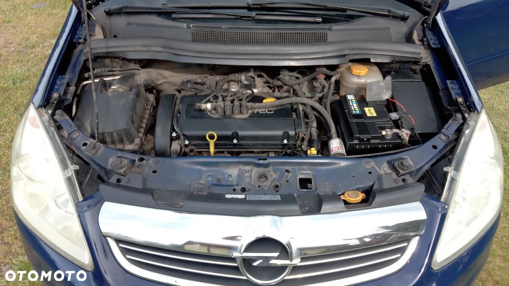 Opel Zafira 1.6 - 6