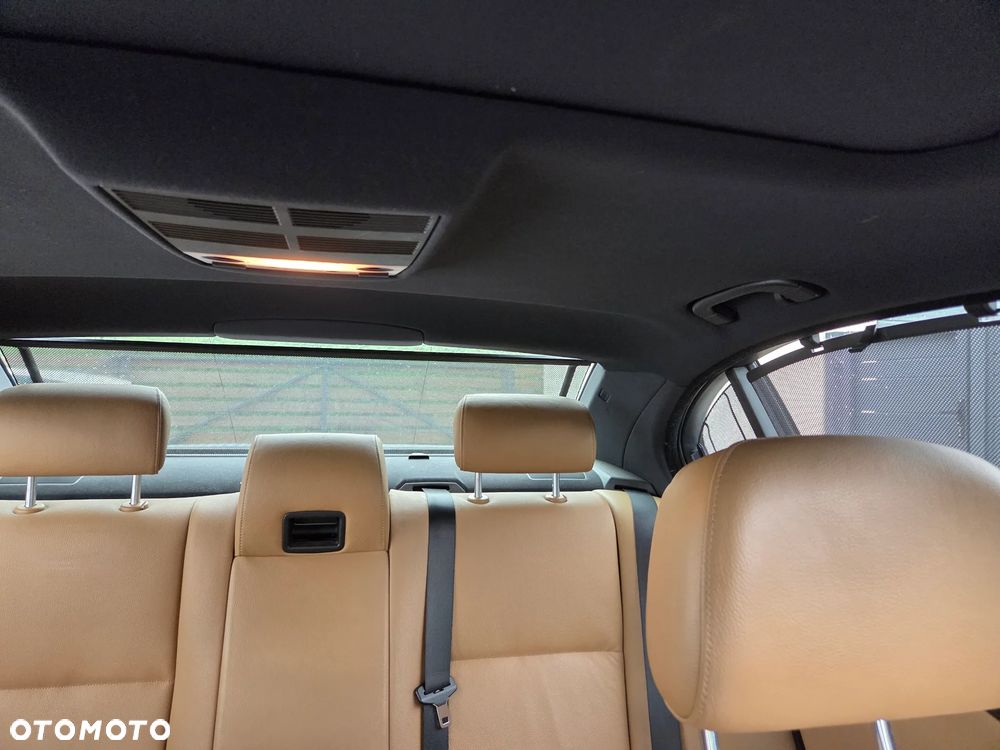 BMW Seria 5 520d - 14