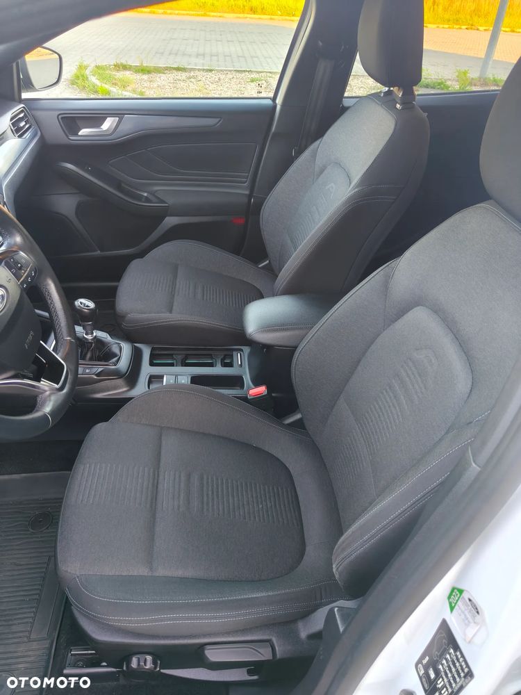 Ford Focus 1.5 EcoBlue Start-Stopp-System ACTIVE DESIGN - 9