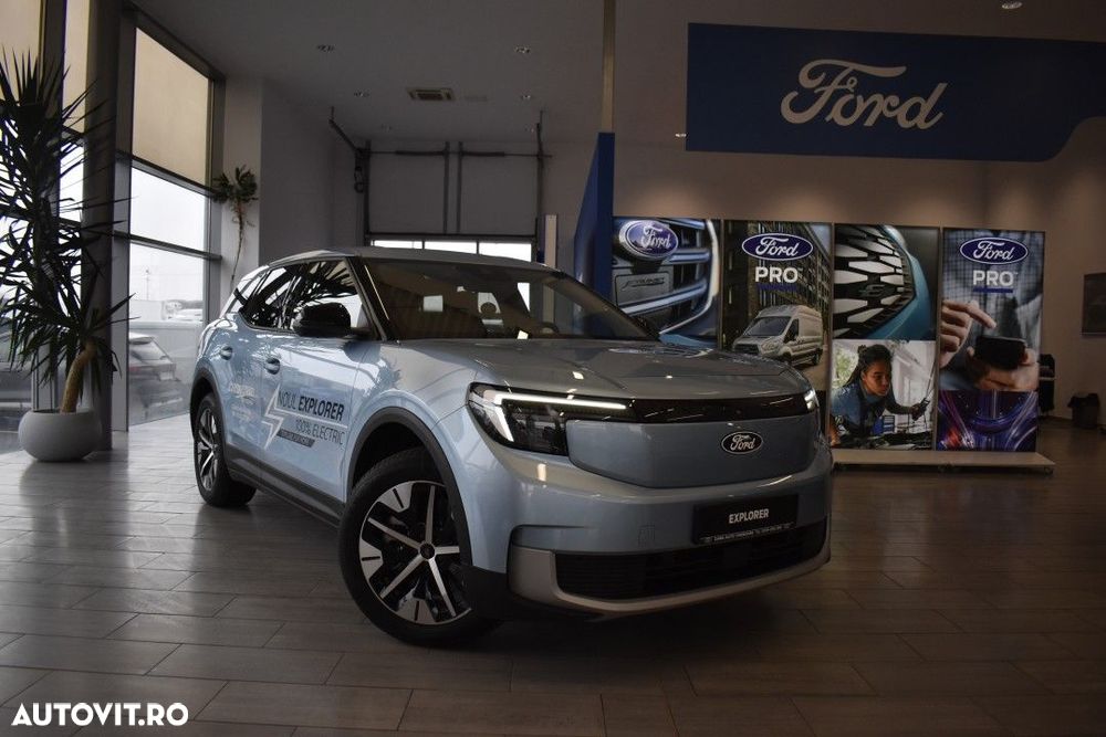 Ford Explorer RWD 77 kWh Extended Range Select - 4