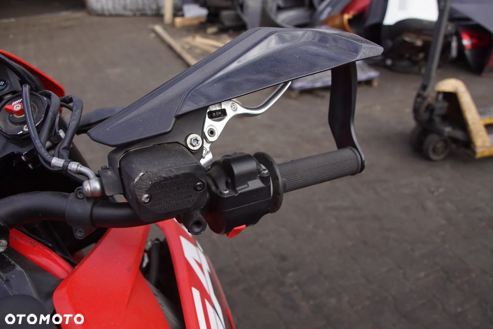 Motocykl na części - GasGas 700 SM 693 cm3 74 KM LC4 2022R Silnik Skrzynia Laga Owiewka Osłona Łańcuch Gmol Siedzenie Manetka Licznik Sterownik Moduł Czujnik - 12