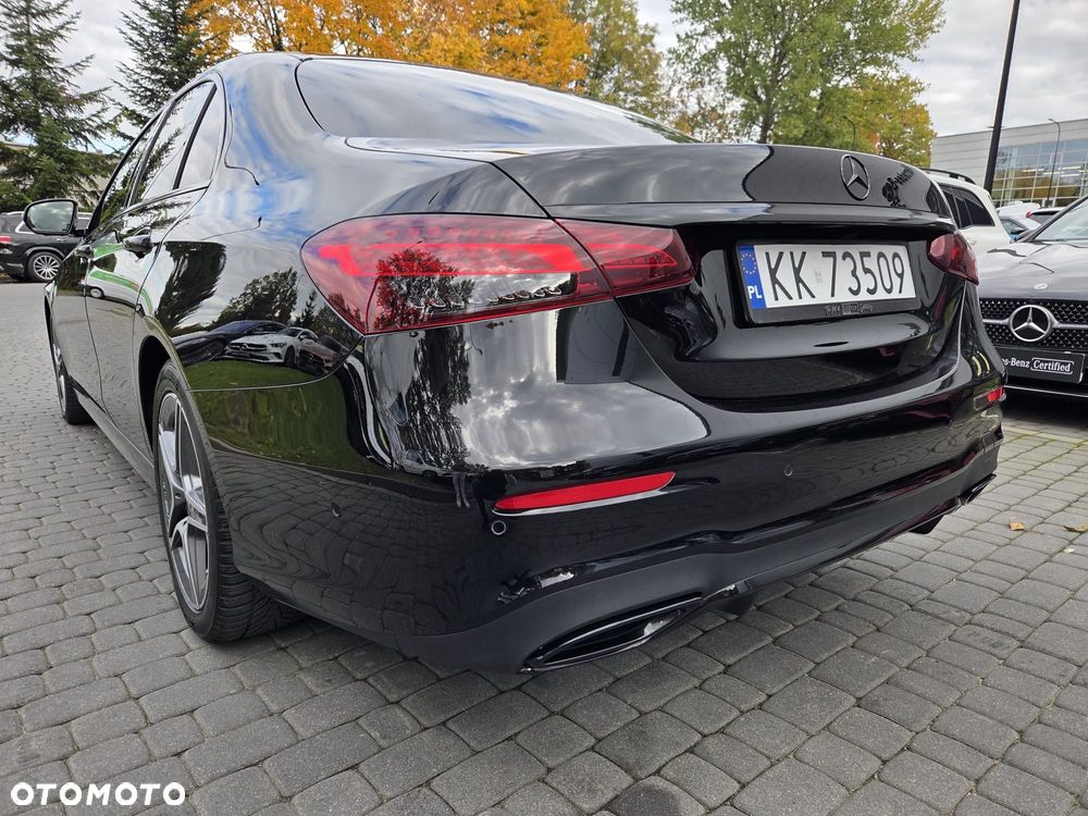 Mercedes-Benz Klasa E - 9