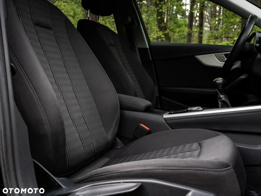 Audi A4 Avant 2.0 TDI sport - 16
