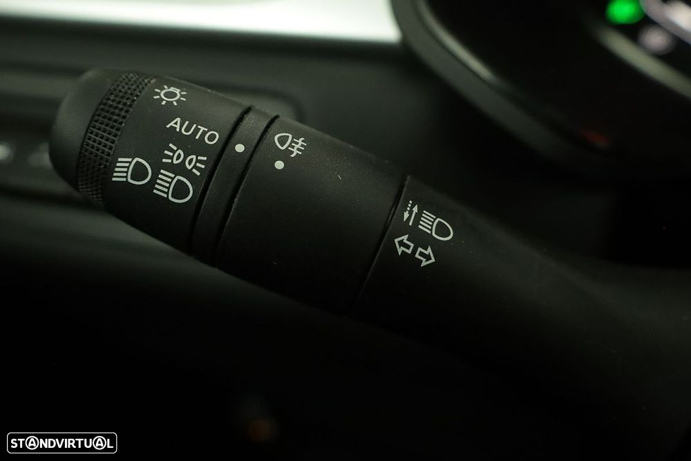 Renault Captur 1.0 TCe Techno Bi-Fuel - 17