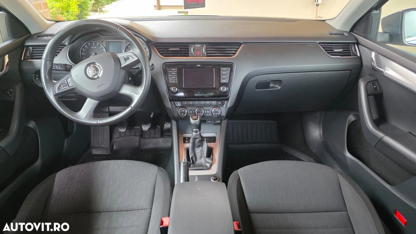 Skoda Octavia 2.0 TDI ELEGANCE - 14