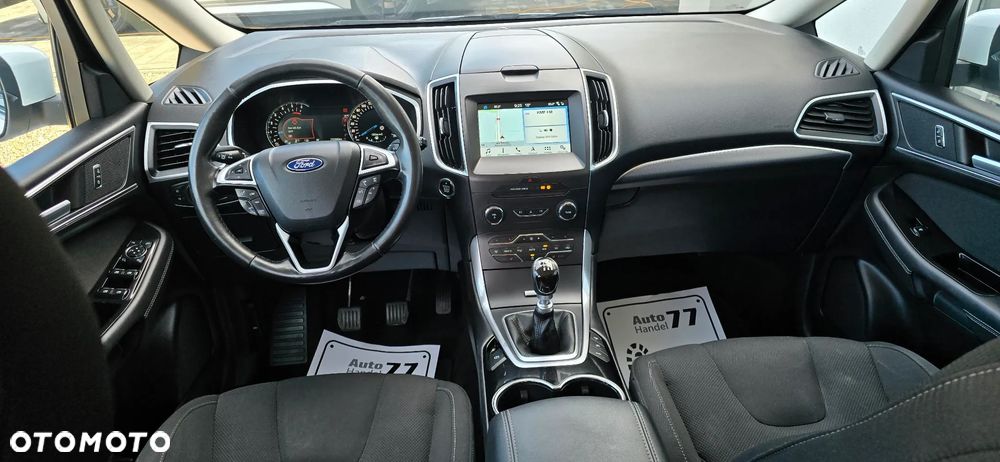 Ford S-Max 2.0 EcoBlue Titanium - 10