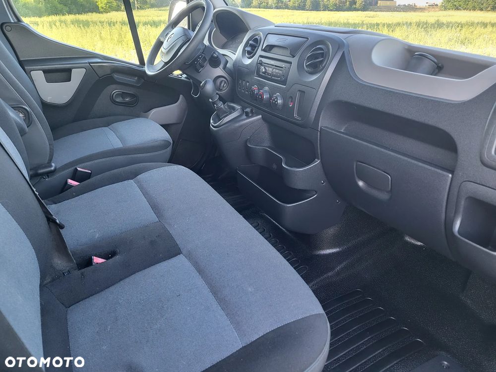 Renault Master - 11