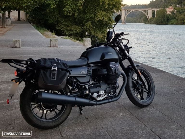 Moto Guzzi V7 V7 III Stone Night Pack - 1