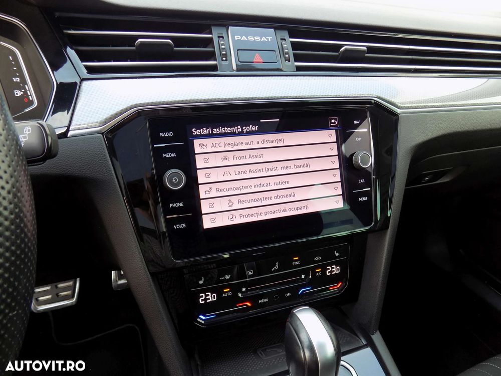 Volkswagen Passat Alltrack 2.0 TDI SCR DSG 4Motion - 25