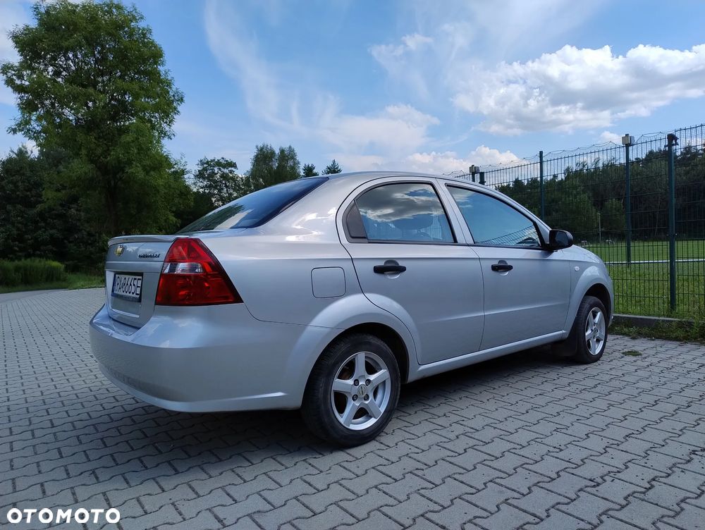 Chevrolet Aveo 1.2 16V Base - 1