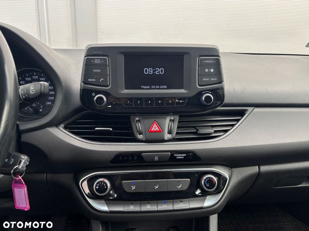 Hyundai i30 1.4 Comfort - 10