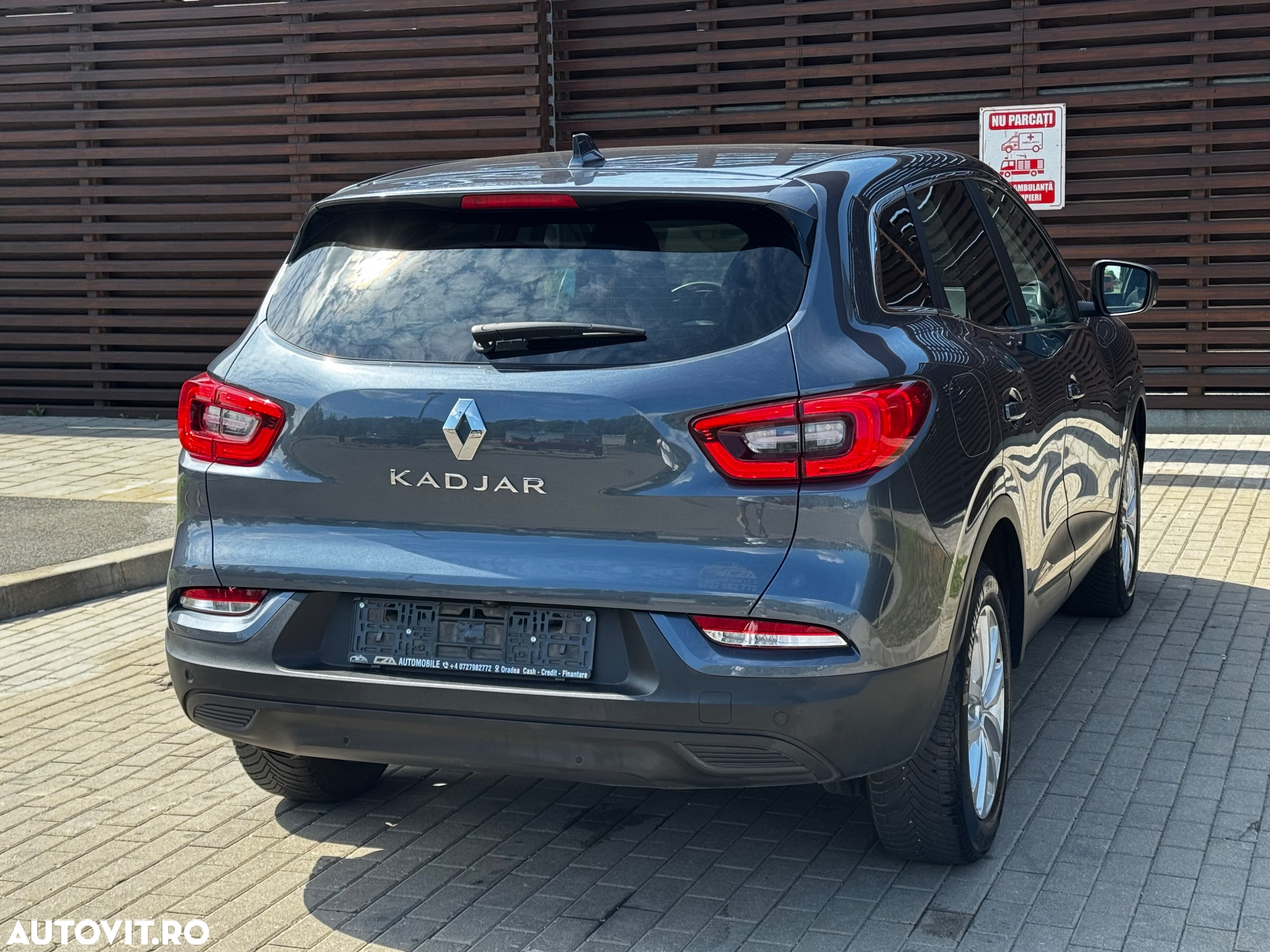Renault Kadjar TCe 140 GPF BUSINESS EDITION - 12