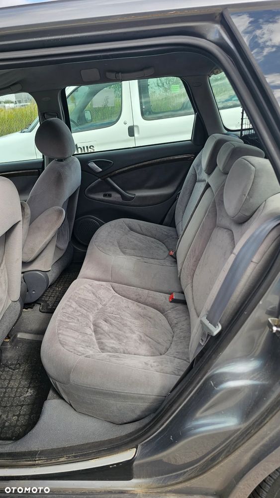 Citroën C5 2.0 HDi SX - 12