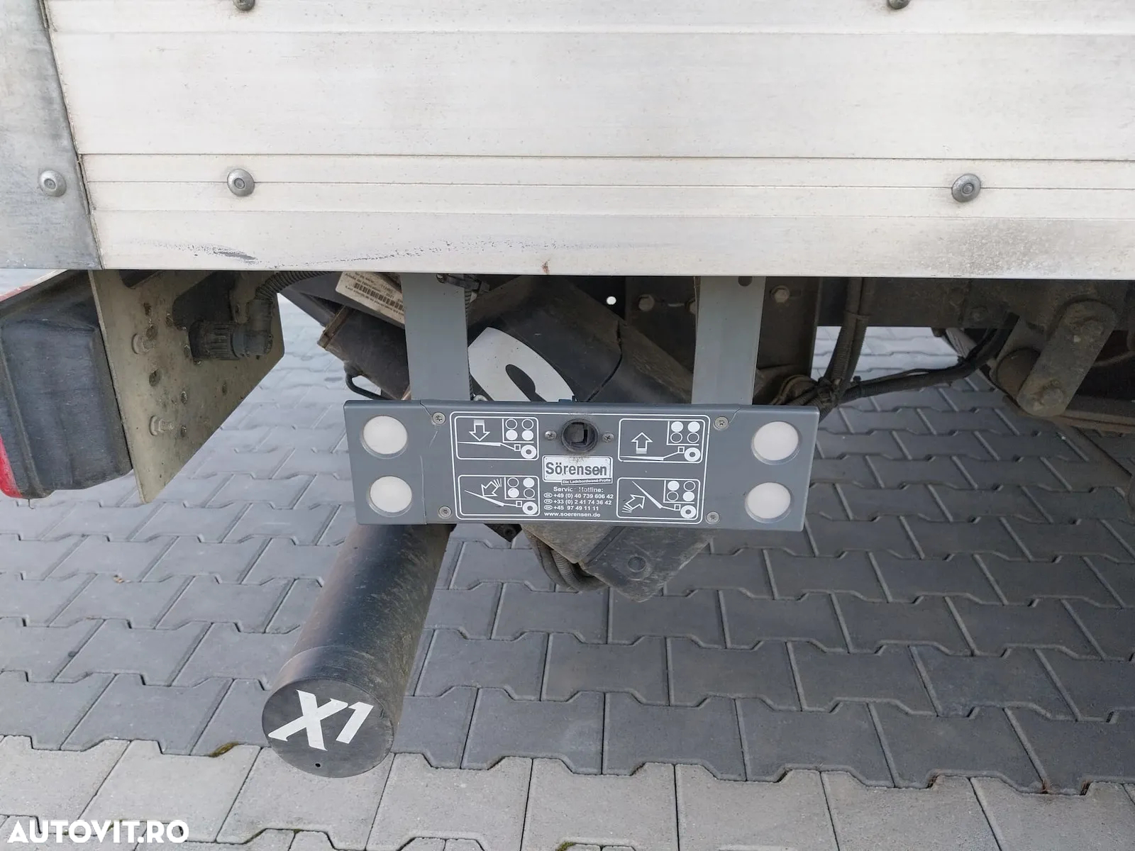 Iveco Daily 35C16H BOX CU LIFT - 16