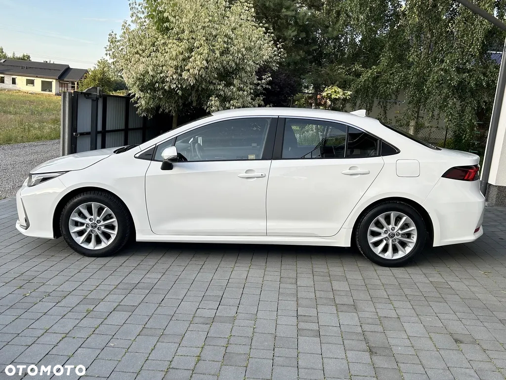 Toyota Corolla - 11